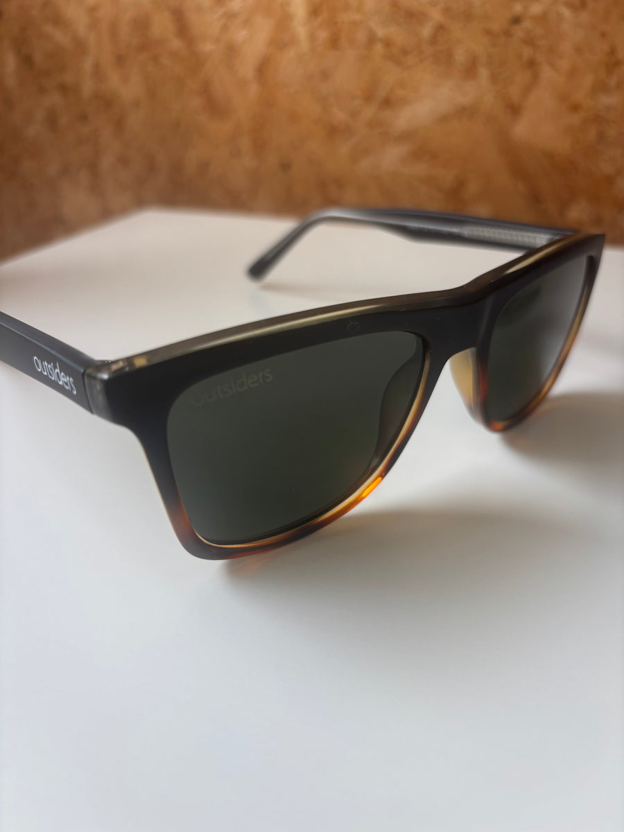 Outsiders Coast Sunglasses - Black / Tortoise Fade
