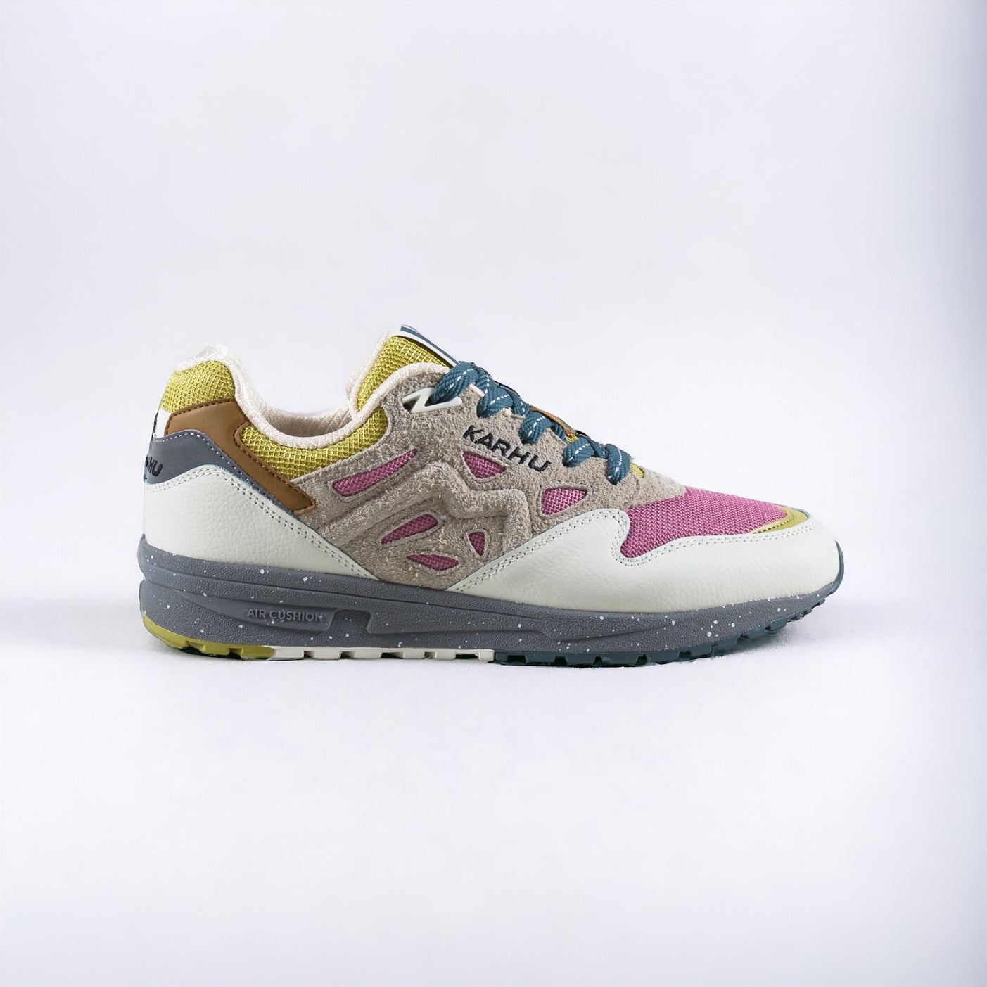 karhu legacy 96 iceberg green/ lily white Karhu Legacy 96 Iceberg Green / Lily White