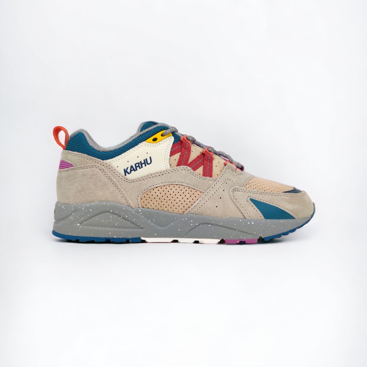 Karhu Fusion 2.0 Silver Lining / Mineral Red