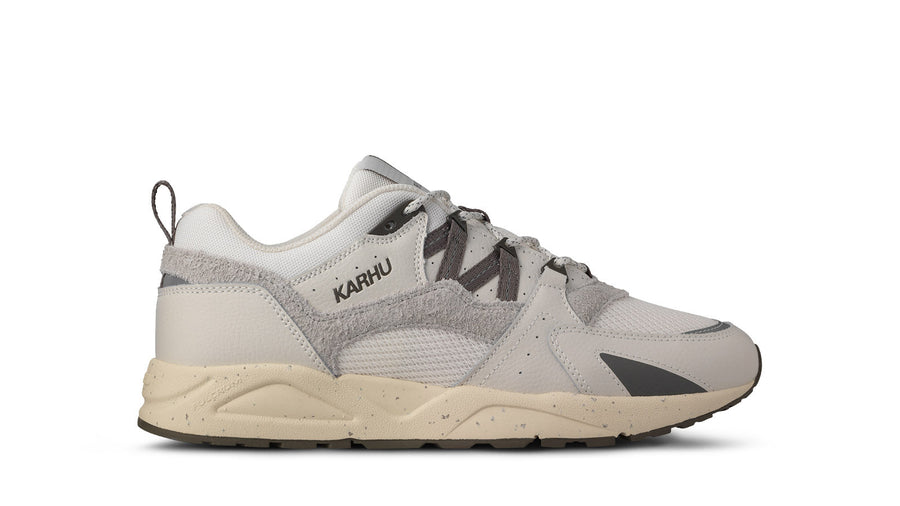 Karhu Fusion 2.0 - Blanc de Blanc / Hematite