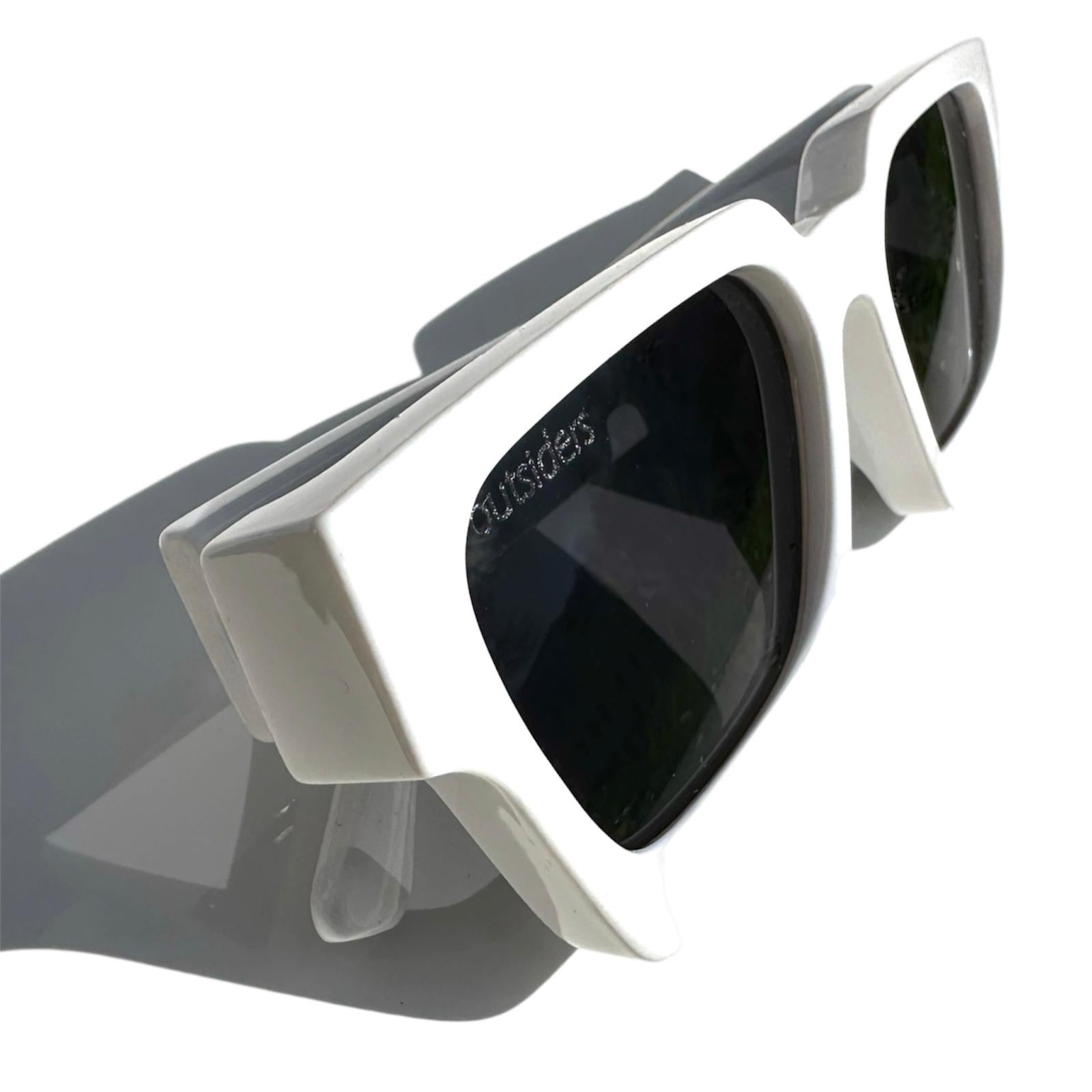 Outsiders - Waved Sunglasses - White