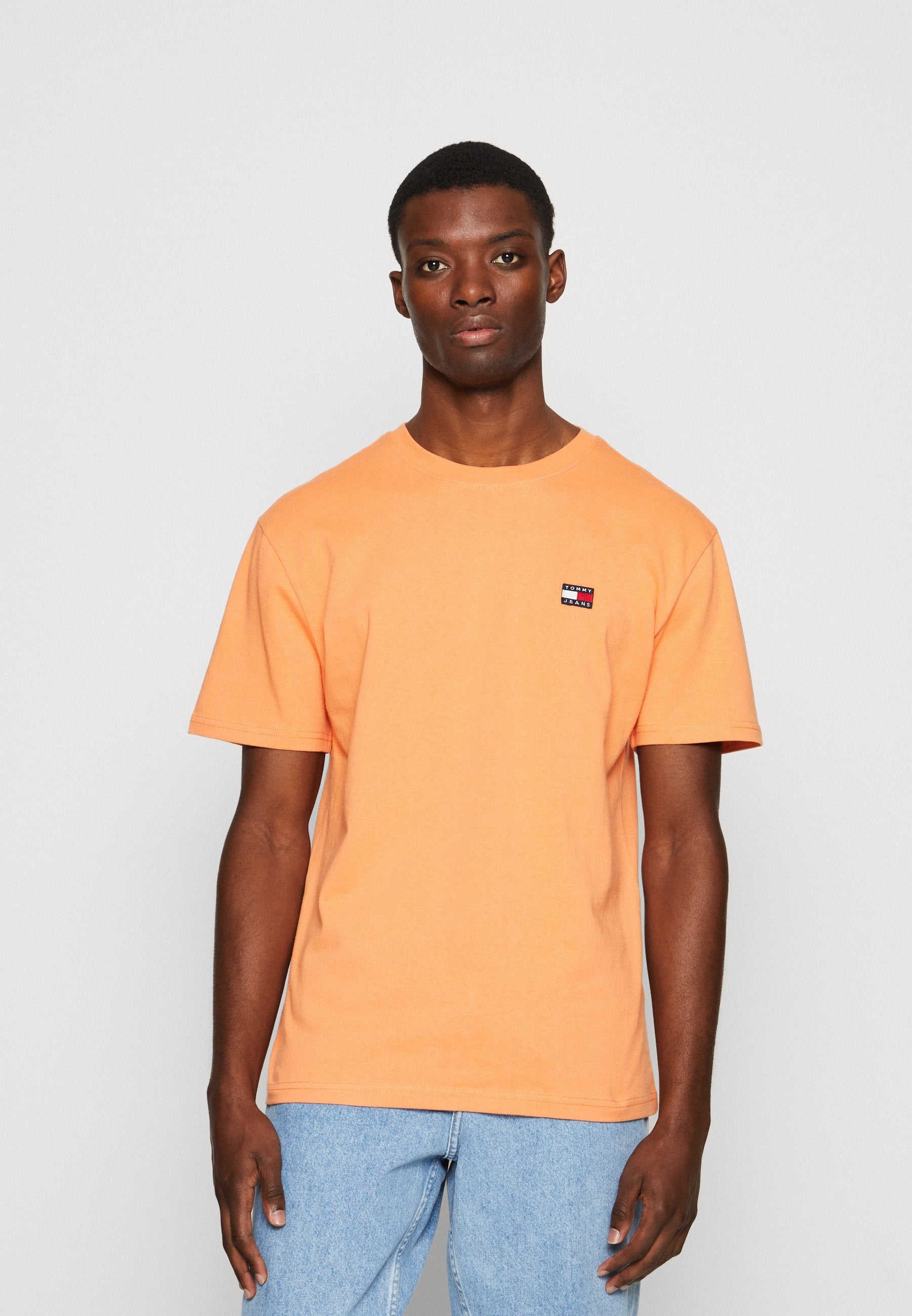 Tommy Jeans XS Badge T-SHIRT - Citrus Orange